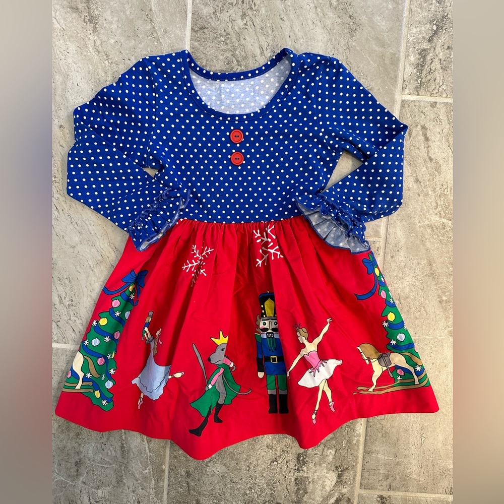 Elenor Rose Nutcracker Dress 
4-5
EUC